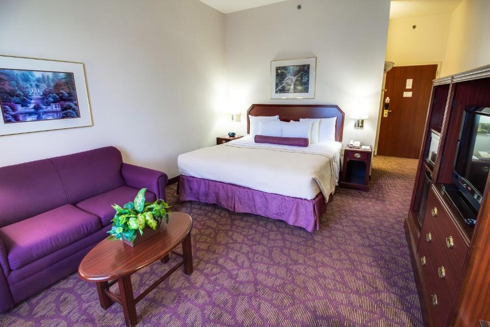 Ashmore Inn and Suites Amarillo